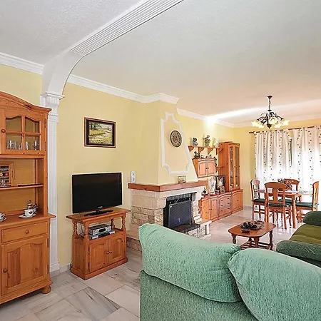 Sleeps 8 Air Con Wifi Villa Nerja